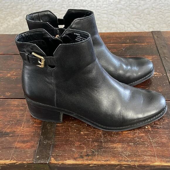 Cole Haan Black Leather Ankle Boots with Buckle Size 8.5 - Picture 4 of 8